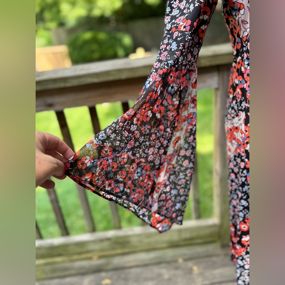 Westport 1962 dressbarn Floral Shift Dress Bell Sleeves Ribbon Tie Back - Picture 7 of 8